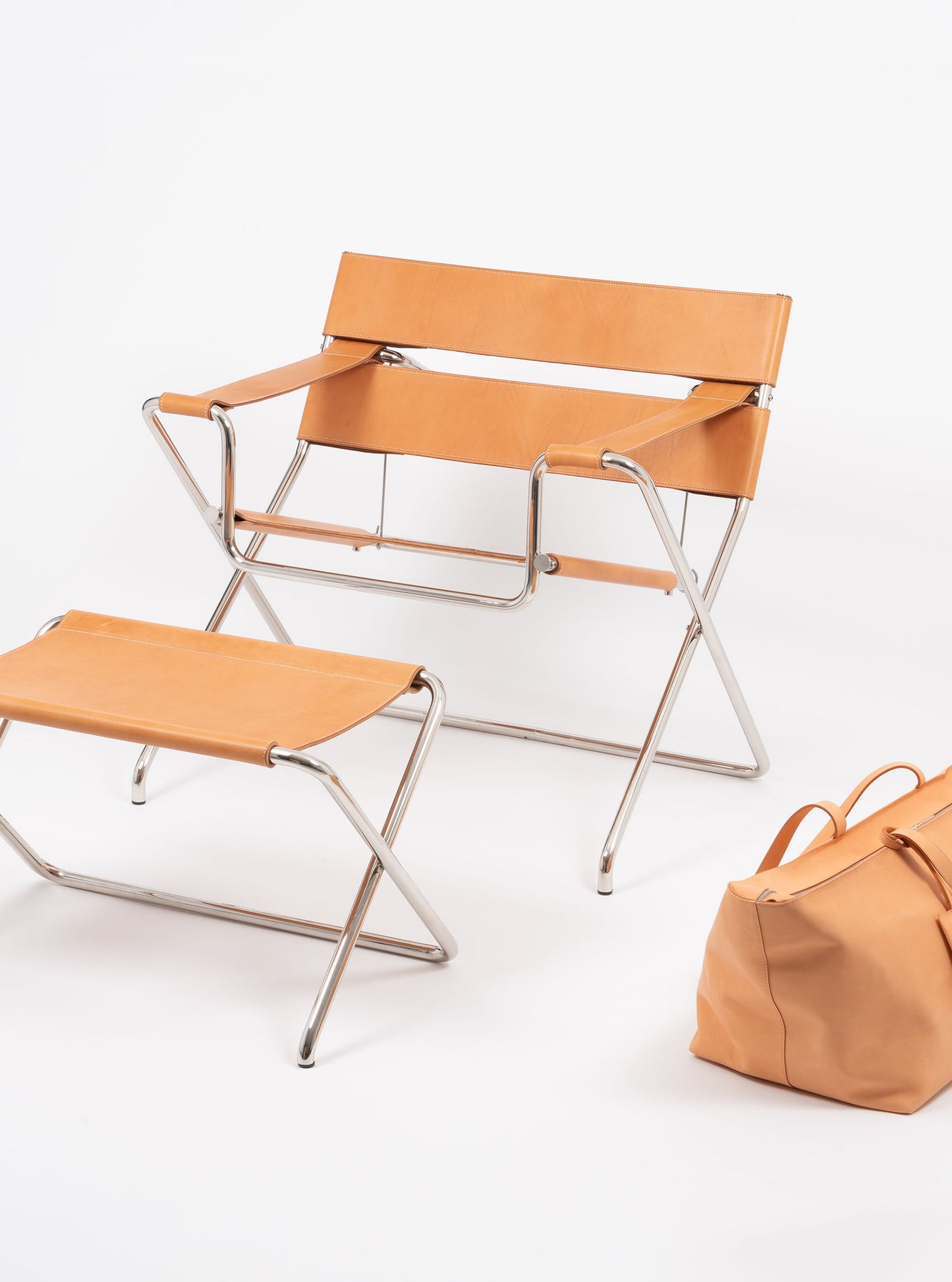 PB 0110 x TECTA D4 Armchair Light Tan